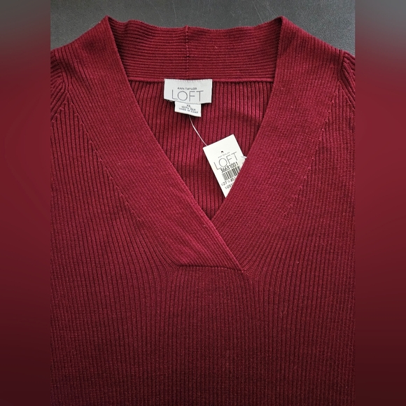 NWT - Silk "Loft" Maroon Heavy Knit Top - Size XL - Picture 5 of 8